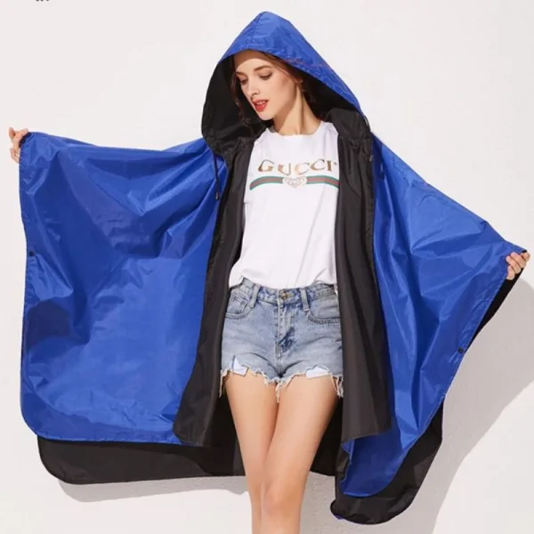 poncho pluie bleu noir