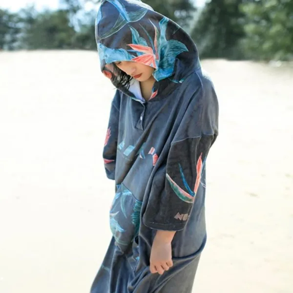 poncho surf roller